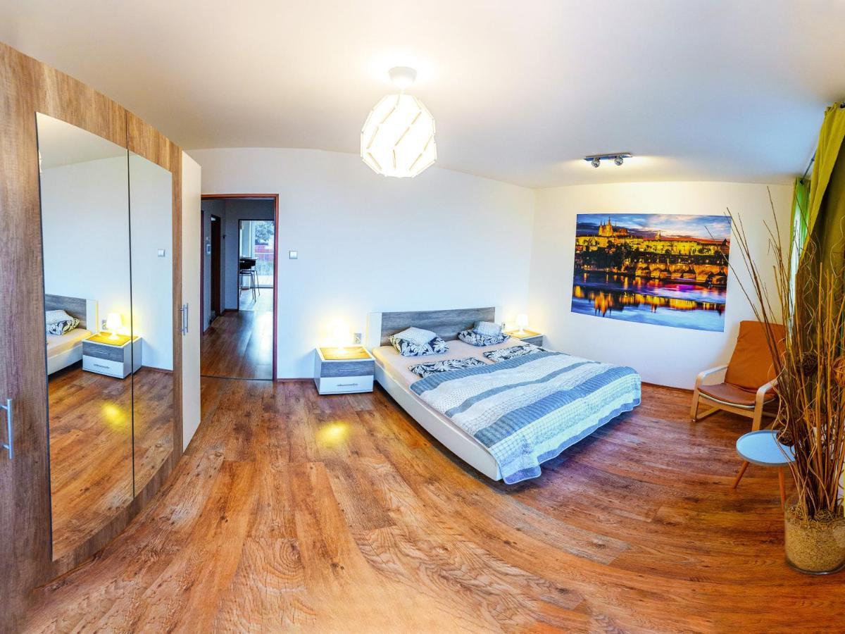 Apartment Pod Sychrovem Praha Eksteriør bilde